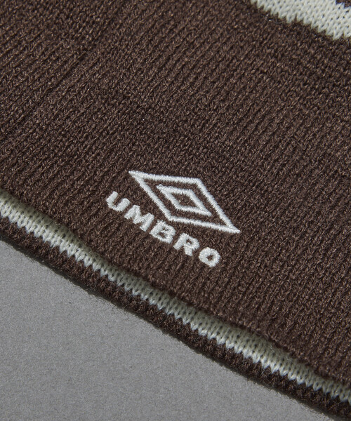UMBRO(アンブロ)の「UMBRO/アンブロ SP JQ LOGO BEANIE/別注 ジャカード ロゴ ビーニー(ニットキャップ/ビーニー・メンズ・ホワイト/ブラック/ブラウン・ONE SIZE)」の10枚目の写真