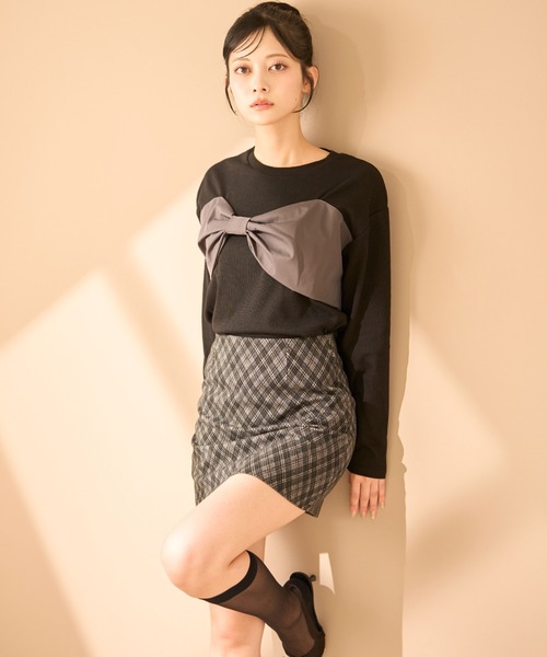 krahe（クレーエ）の「ビッグリボンデザインニットプルオーバー（ニット/セーター・レディース・ブラック/チャコールグレー/アイボリー・FREE）」の21枚目の写真
