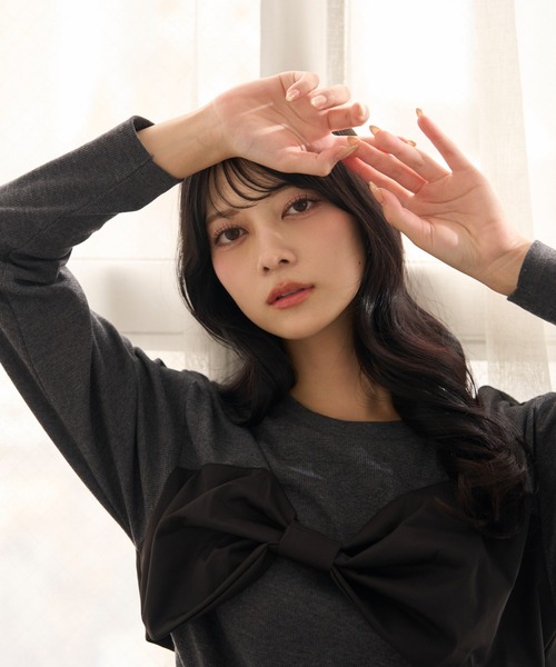 krahe（クレーエ）の「ビッグリボンデザインニットプルオーバー（ニット/セーター・レディース・ブラック/チャコールグレー/アイボリー・FREE）」の11枚目の写真