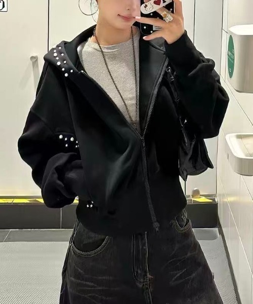 SHERU(シェル)の「パールデコクロップドジップパーカー(パーカー・レディース・ブラック・M)」の7枚目の写真