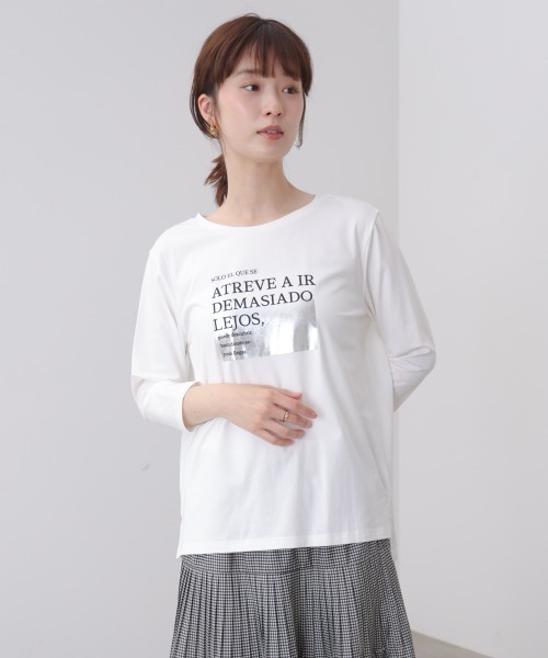 Bou Jeloud(ブージュルード)の「箔ロゴプリント五分袖Tシャツ(Tシャツ/カットソー・レディース・オフホワイト/ブラック/チャコールグレー・MEDIUM)」の6枚目の写真