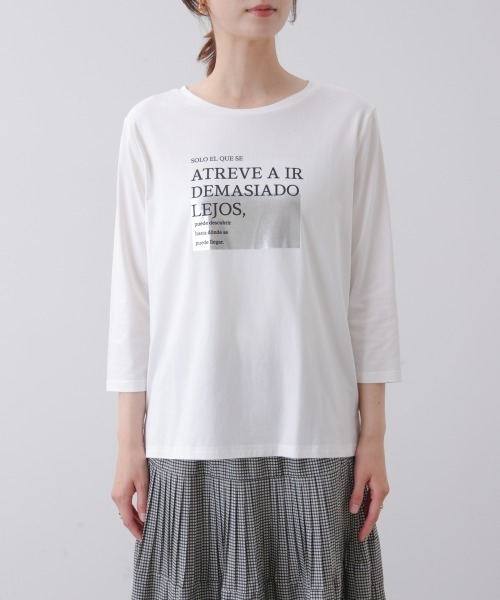Bou Jeloud(ブージュルード)の「箔ロゴプリント五分袖Tシャツ(Tシャツ/カットソー・レディース・オフホワイト/ブラック/チャコールグレー・MEDIUM)」の14枚目の写真