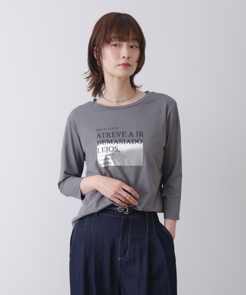 Bou Jeloud(ブージュルード)の「箔ロゴプリント五分袖Tシャツ(Tシャツ/カットソー・レディース・オフホワイト/ブラック/チャコールグレー・MEDIUM)」の22枚目の写真