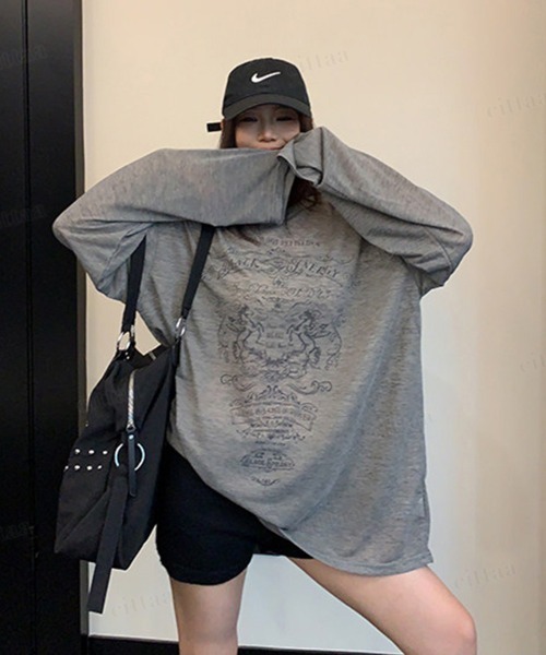 Dalfwin（ダールフィン）の「BLACK ENERGYレトロプリント長袖シアートップス（Tシャツ/カットソー・レディース・グレー/オフホワイト・FREE）」の13枚目の写真