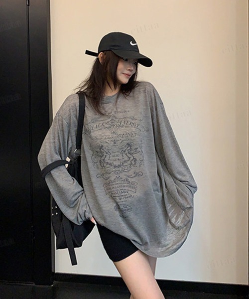 Dalfwin（ダールフィン）の「BLACK ENERGYレトロプリント長袖シアートップス（Tシャツ/カットソー・レディース・グレー/オフホワイト・FREE）」の15枚目の写真