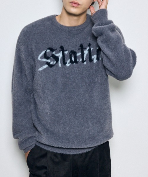 AZUL by moussy(アズールバイマウジー)の「シャギーロゴニットトップス 秋服 冬服(ニット/セーター・メンズ・ブラック/グレー/スモークピンク・LARGE/MEDIUM)」の2枚目の写真