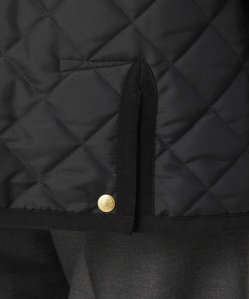Traditional Weatherwear(トラディショナルウェザーウェア)の「【別注】<Traditional Weatherwear>ARKLEY Aライン キルティング ミドル ジャケット(その他アウター・レディース・ブラック/ブラウン・34/32)」の22枚目の写真