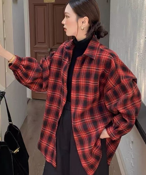 AVYL(アヴィル)の「オーバーサイズ ネルチェックシャツ(シャツ/ブラウス・レディース・ブルー/ブラック/イエロー/レッド・M)」の5枚目の写真