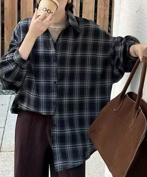AVYL(アヴィル)の「オーバーサイズ ネルチェックシャツ(シャツ/ブラウス・レディース・ブルー/ブラック/イエロー/レッド・M)」の10枚目の写真