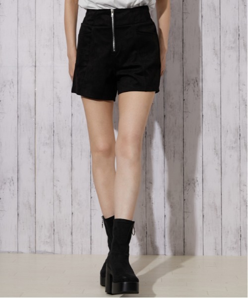 GORGE(ゴージ)の「スエード調 フロントZIPショートパンツ|全3色(その他パンツ・レディース・グレイッシュベージュ/ブラック/カーキ・F)」の9枚目の写真