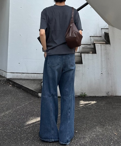 Never mind the XU / Chikashitsu+（ネバーマインド ザ エックスユー / チカシツプラス）の「【Chikashitsu +】daily hobo bag (2color) / 【チカシツプラス】デイリーボーボーバッグショルダーバッグ（ショルダーバッグ・メンズ・ブラウン/ブラック・ONE SIZE）」の9枚目の写真