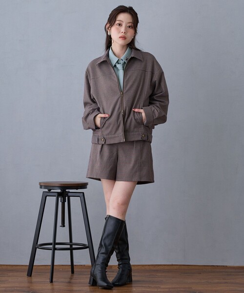 NICOLE CLUB（ニコル　クラブ）の「ダブルベルトショートパンツ（その他パンツ・レディース・ライトグレー/ベージュ・M）」の13枚目の写真