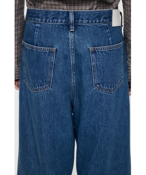 MOUSSY(マウジー)の「LOOSE WAIST DENIM STRAIGHT(デニムパンツ・レディース・ワンウォッシュ/ブルー・0/2/1)」の11枚目の写真