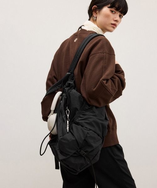 ADAM ET ROPE'(アダムエロペ)の「【WEB限定】エアリーライトバックパック(バックパック/リュック・レディース・グレー/オフホワイト/ブラック・FREE)」の14枚目の写真