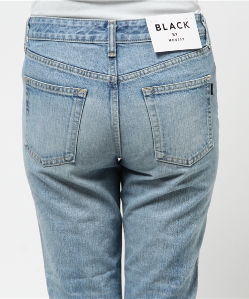 BLACK BY MOUSSY(ブラックバイマウジー)の「MANDHELING light blue Denim(デニムパンツ・レディース・ライトブルー・24inch/26inch/23inch/25inch)」の5枚目の写真