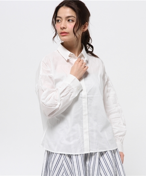 E hyphen world gallery MANIA（イーハイフンワールドギャラリーマニア）の「M ルーズパフスリーブブラウス（シャツ/ブラウス・レディース・オフホワイト/マルチ/ネイビー・FREE）」の13枚目の写真