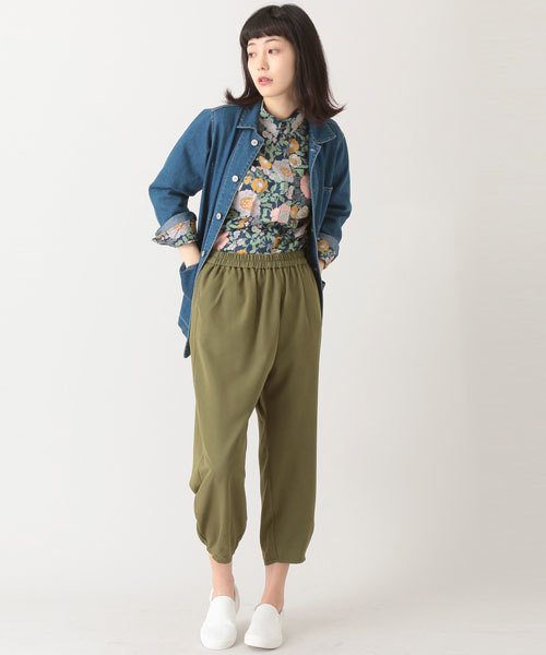 E hyphen world gallery MANIA（イーハイフンワールドギャラリーマニア）の「M ルーズパフスリーブブラウス（シャツ/ブラウス・レディース・オフホワイト/マルチ/ネイビー・FREE）」の12枚目の写真