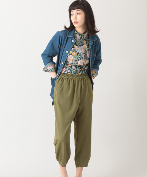 E hyphen world gallery MANIA（イーハイフンワールドギャラリーマニア）の「M ルーズパフスリーブブラウス（シャツ/ブラウス・レディース・オフホワイト/マルチ/ネイビー・FREE）」の14枚目の写真