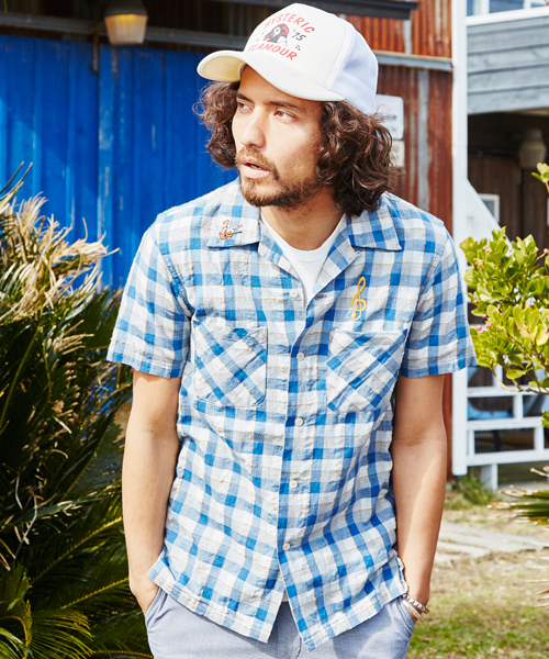 HYSTERIC GLAMOUR（ヒステリックグラマー）の「HILLBILLYS刺繍 半袖オープンカラーSH（シャツ/ブラウス・メンズ・イエロー系その他/レッド系その他・MEDIUM/SMALL/LARGE）」の2枚目の写真