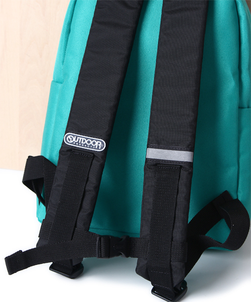 OUTDOOR PRODUCTS(アウトドアプロダクツ)の「KIDSデイパック(バックパック/リュック・キッズ・ブラック/エメラルド/B/ロイヤルブルー/ピンク/A・ONE SIZE)」の7枚目の写真