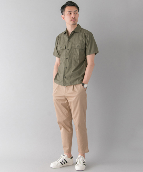 URBAN RESEARCH（アーバンリサーチ）の「UR タイプライターミリタリーS/Sシャツ（シャツ/ブラウス・メンズ・ネイビー/ベージュ/カーキ・LARGE/MEDIUM）」の6枚目の写真