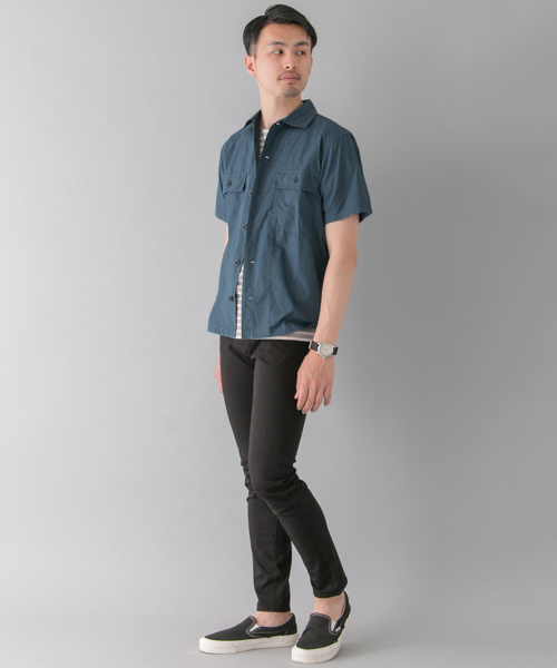 URBAN RESEARCH（アーバンリサーチ）の「UR タイプライターミリタリーS/Sシャツ（シャツ/ブラウス・メンズ・ネイビー/ベージュ/カーキ・LARGE/MEDIUM）」の7枚目の写真