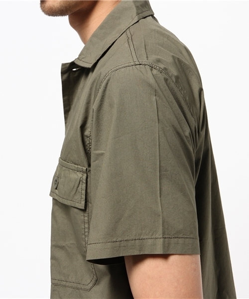 URBAN RESEARCH（アーバンリサーチ）の「UR タイプライターミリタリーS/Sシャツ（シャツ/ブラウス・メンズ・ネイビー/ベージュ/カーキ・LARGE/MEDIUM）」の11枚目の写真