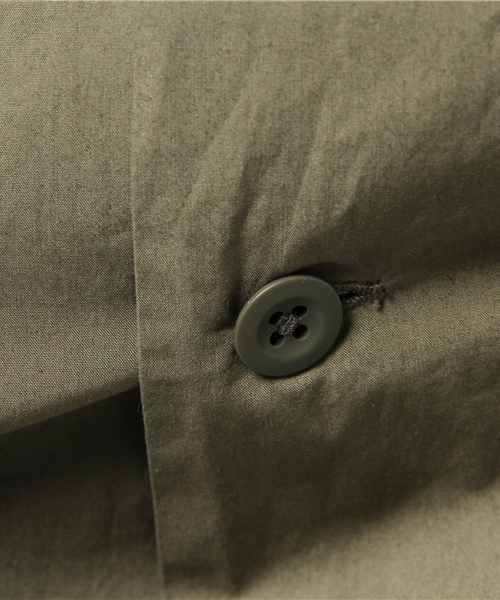 URBAN RESEARCH（アーバンリサーチ）の「UR タイプライターミリタリーS/Sシャツ（シャツ/ブラウス・メンズ・ネイビー/ベージュ/カーキ・LARGE/MEDIUM）」の4枚目の写真