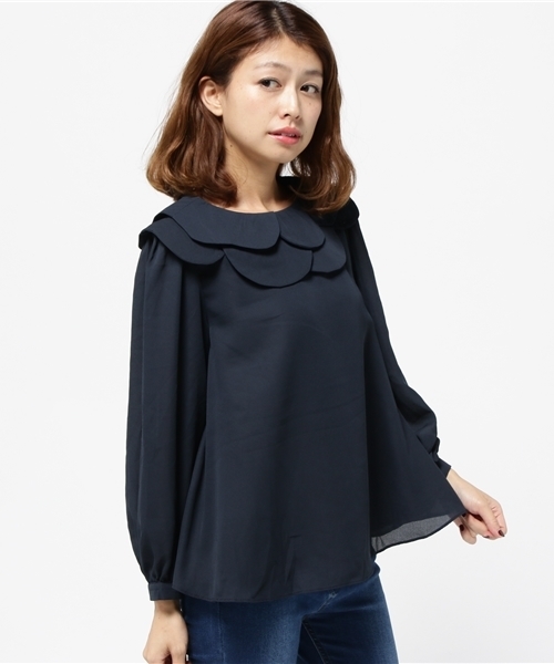 merlot plus(メルロープリュス)の「ダブルフラワー襟ブラウス2525(シャツ/ブラウス・レディース・ブラック/ベージュ/ネイビー/オフホワイト・FREE)」の22枚目の写真