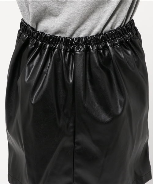 PUNYUS（プニュズ）の「フェイクレザータイトミニスカート（スカート・レディース・ブラック/レッド/ピンク/ブルー・1/4/3/2）」の9枚目の写真