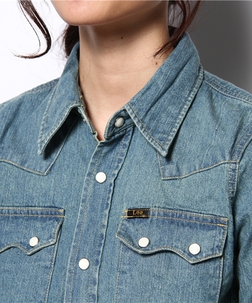 NANO universe（ナノユニバース）の「NU別注デニムウェスタンシャツ（シャツ/ブラウス・レディース・ブルー/ライトブルー・SMALL/MEDIUM）」の5枚目の写真