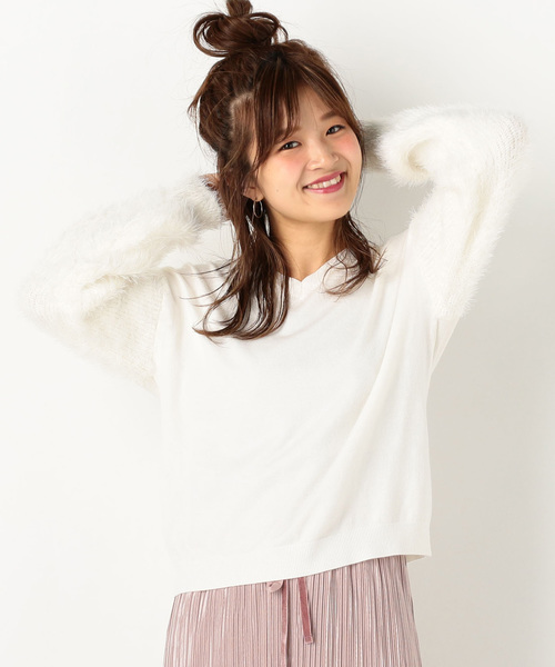 archives（アルシーヴ）の「袖ファープルオーバー（ニット/セーター・レディース・オフホワイト/パープル/グレー/ブラック/ラベンダー・MEDIUM）」の2枚目の写真