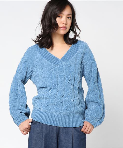 ENVYM（アンビー）の「ケーブルモールＶネックニット（ニット/セーター・レディース・ホワイト/グレー/ピンク/ブルー・FREE）」の14枚目の写真