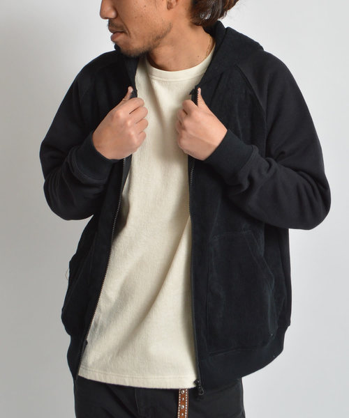 THING FABRICS（シングファブリックス）の「tHING FABRICS/シングファブリックス Switching CORDURA Zip Hoodie (Short Pile)（パーカー・メンズ・ブラック/ネイビー・M/L）」の2枚目の写真