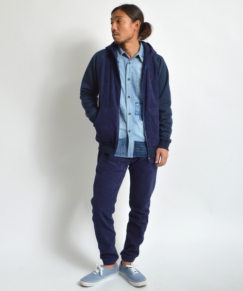 THING FABRICS（シングファブリックス）の「tHING FABRICS/シングファブリックス Switching CORDURA Zip Hoodie (Short Pile)（パーカー・メンズ・ブラック/ネイビー・M/L）」の13枚目の写真