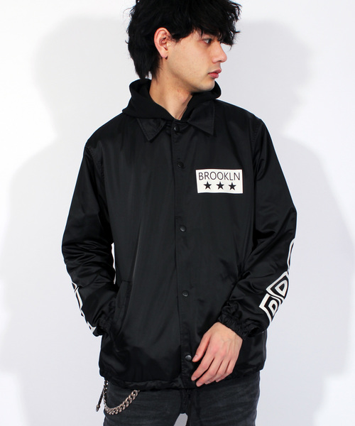 ８(eight)（エイト）の「ロゴ コーチジャケット ナイロンジャケット （ナイロンジャケット・メンズ・ブラック/カーキ・LARGE/MEDIUM）」の2枚目の写真