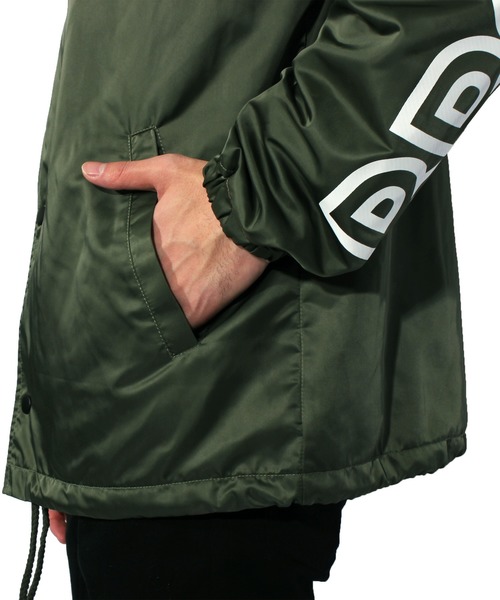 ８(eight)（エイト）の「ロゴ コーチジャケット ナイロンジャケット （ナイロンジャケット・メンズ・ブラック/カーキ・LARGE/MEDIUM）」の12枚目の写真