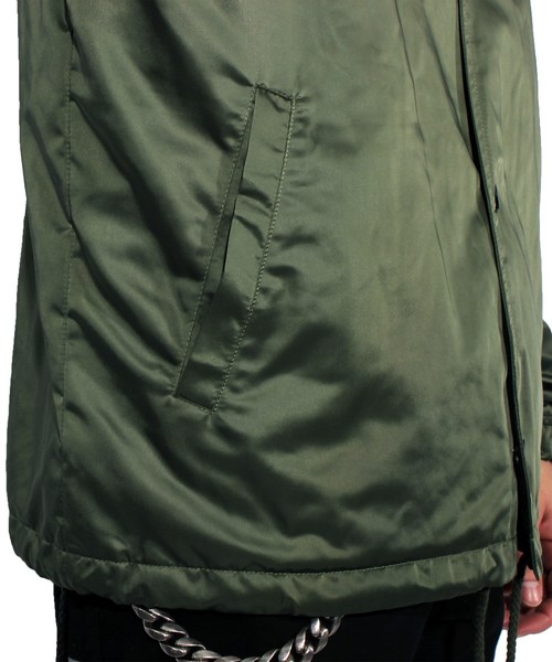 ８(eight)（エイト）の「ロゴ コーチジャケット ナイロンジャケット （ナイロンジャケット・メンズ・ブラック/カーキ・LARGE/MEDIUM）」の13枚目の写真