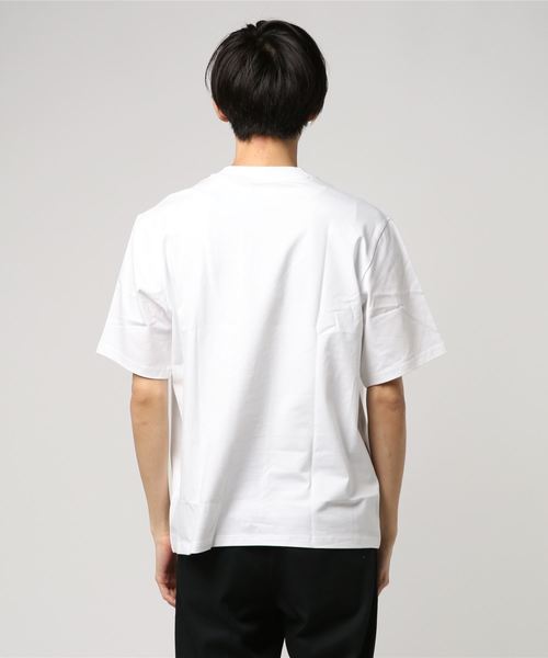 adidas（アディダス）の「ユニバース ロゴTシャツ [UNIVERSE LOGO TEE] オリジナルス（Tシャツ/カットソー・メンズ・ホワイト・SMALL/MEDIUM/LARGE）」の3枚目の写真