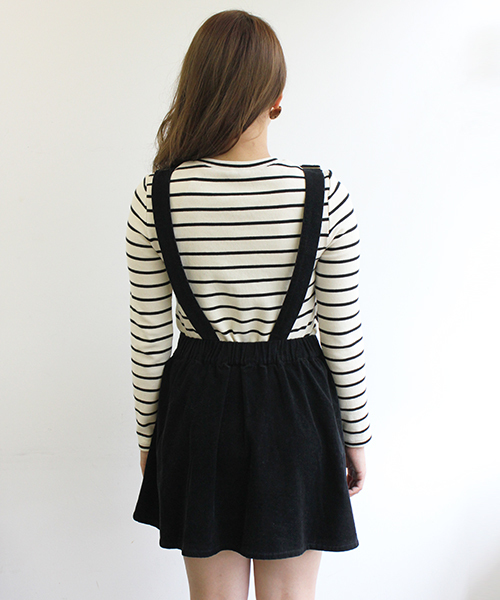 Chico（チコ）の「コーデュロイサロペットSK（スカート・レディース・ブラック/アイボリー/カーキ・FREE）」の4枚目の写真