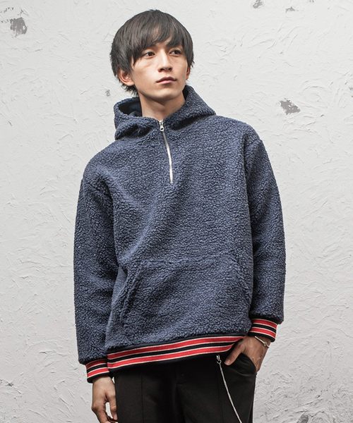 MinoriTY(マイノリティ)の「ボア素材リブラインハーフZIPパーカー(パーカー・メンズ・ブルー/モカ/クリーム/ブラック・L/XL/M)」の4枚目の写真