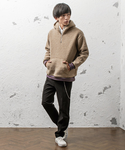 MinoriTY(マイノリティ)の「ボア素材リブラインハーフZIPパーカー(パーカー・メンズ・ブルー/モカ/クリーム/ブラック・L/XL/M)」の8枚目の写真