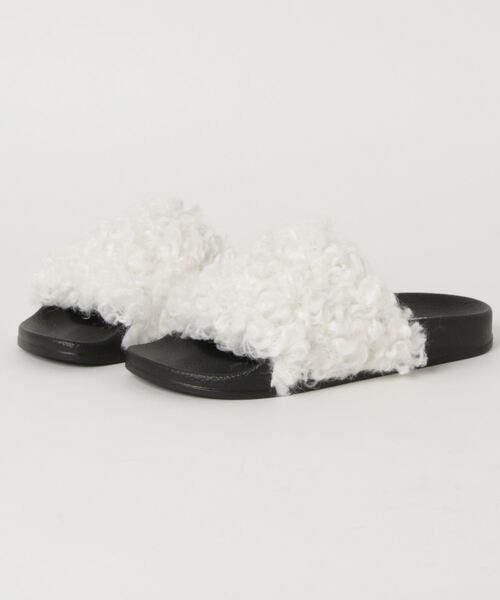 And A（アンドエー）の「CHIARA キアラ / FAUX FUR MONGOLIA エコファー もこもこサンダル / CH10326-MON（サンダル・レディース・グレー/オフホワイト/ベージュ・36/37/35/38）」の4枚目の写真