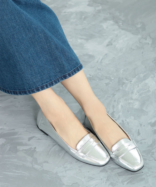 SESTO（セスト）の「スクエアトゥコインローファーパンプス（ローファー・レディース・ブラック/パイソン/レオパード/キャメル/シルバー/チェック/ホワイト・22.5cm/23.5cm/24.5cm/25.5cm/23.0cm/24.0cm/22.0cm）」の9枚目の写真