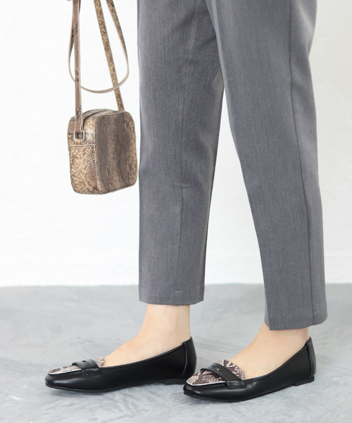 SESTO（セスト）の「スクエアトゥコインローファーパンプス（ローファー・レディース・ブラック/パイソン/レオパード/キャメル/シルバー/チェック/ホワイト・22.5cm/23.5cm/24.5cm/25.5cm/23.0cm/24.0cm/22.0cm）」の10枚目の写真