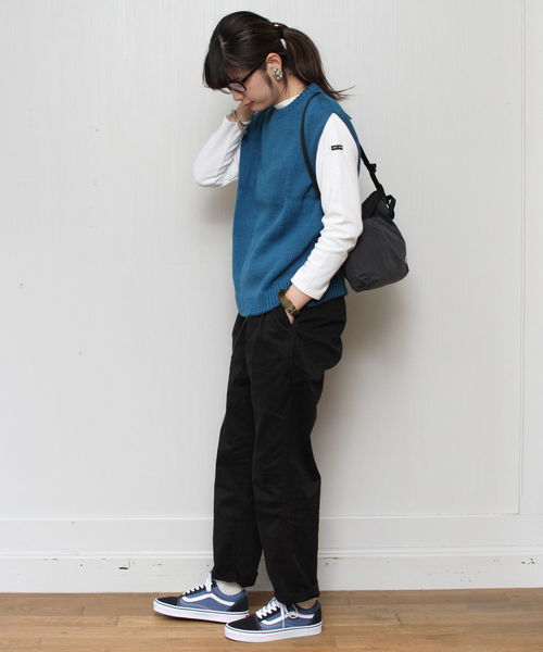 THIBAULT VAN DER STRAETE（ティボー・ヴァン・ダル・ストラット）の「THIBAULT  VAN DER STRAETE / ティボーヴァンダルスラット　ニットベスト KNIT VEST（ベスト・レディース・ブルー/アイボリー/ボルドー/タン・S）」の7枚目の写真