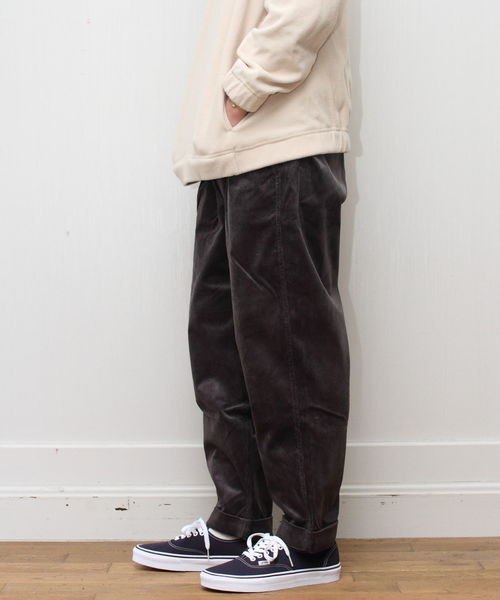 Gramicci(グラミチ)の「GRAMICCI / グラミチ コーデュロイタックテーパード CORDUROY TUCK TAPERD(その他パンツ・メンズ・ベージュ/キャメル/ブラック/チャコールグレー・S/M/L/XL)」の10枚目の写真
