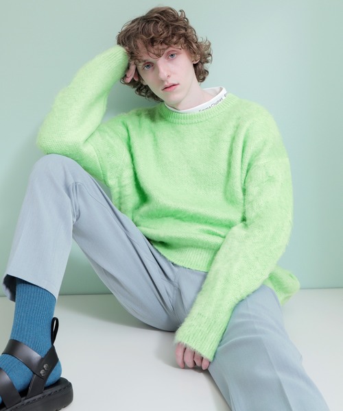 EMMA CLOTHES(エマクローズ)の「オーバーサイズモヘアーライクニット(ニット/セーター・メンズ・ブラック/ベージュ/グリーン・FREE)」の3枚目の写真
