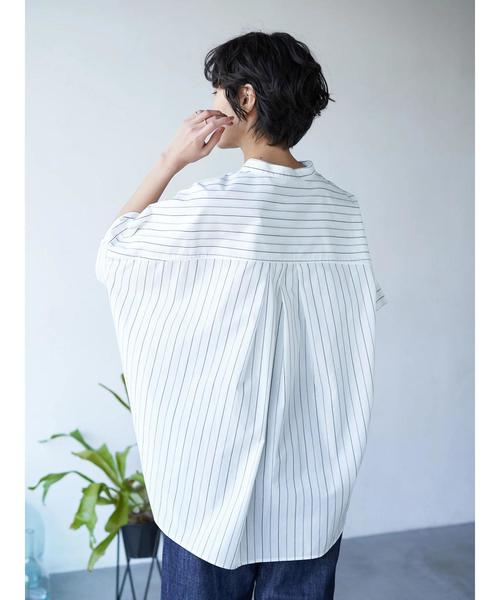 AMERICAN HOLIC（アメリカンホリック）の「スキッパードルマンバックタックシャツ ＊（シャツ/ブラウス・レディース・ネイビー/オフホワイト/その他5/ストライプ/ライトベージュ/ホワイト系その他6/ホワイト系その他7/ブルー系その他4/ブルー系その他5・M/L）」の14枚目の写真