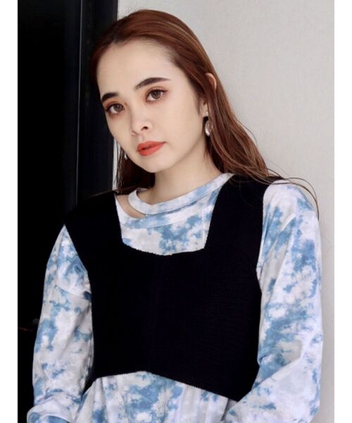 EMODA（エモダ）の「ワイドタイニットビスチェ（ベスト・レディース・ブラック/ベージュ/オレンジ・FREE）」の2枚目の写真